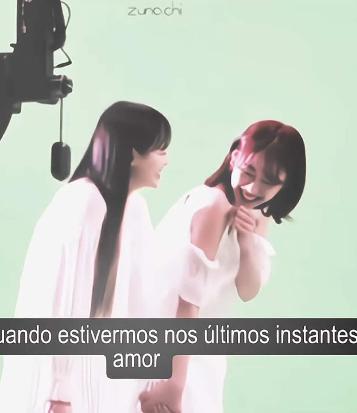OIII FELIZ 200 DIASSSS TE AMO MUITO OK EU TENTEI FAZER UM VÍDEO EBA  𝓒huu: @nick melancia :3 @nichi ౨ৎ  𝓨ves: me ! #chuuves #dedicate #chuu #yves #Kpop #loonaedit #fyp #fypp #couple 