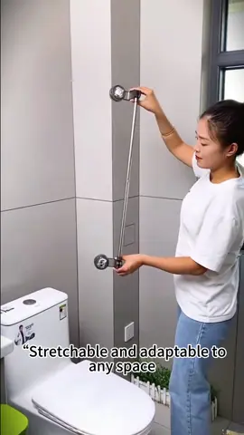 No need to drill holes can also be hung steadily! Suction cup telescopic towel bar, storage from now on no effort!#suctioncuptowelbar#noholeartifact#bathroomstorage#homegoodies#expandabletowelbar#lazyinstallation#storageartifact#powerfulsuctioncups#homeessentials 