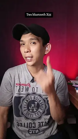 Tws Headset bluetooth X55 di bawa tiduran atau pakai helm aman gak gampang jatuh #twsx55 #twsx55sleepingearbuds #earphonebluetooth  #twsbluetoothx55 #twsmurah #cuantanpabatas 