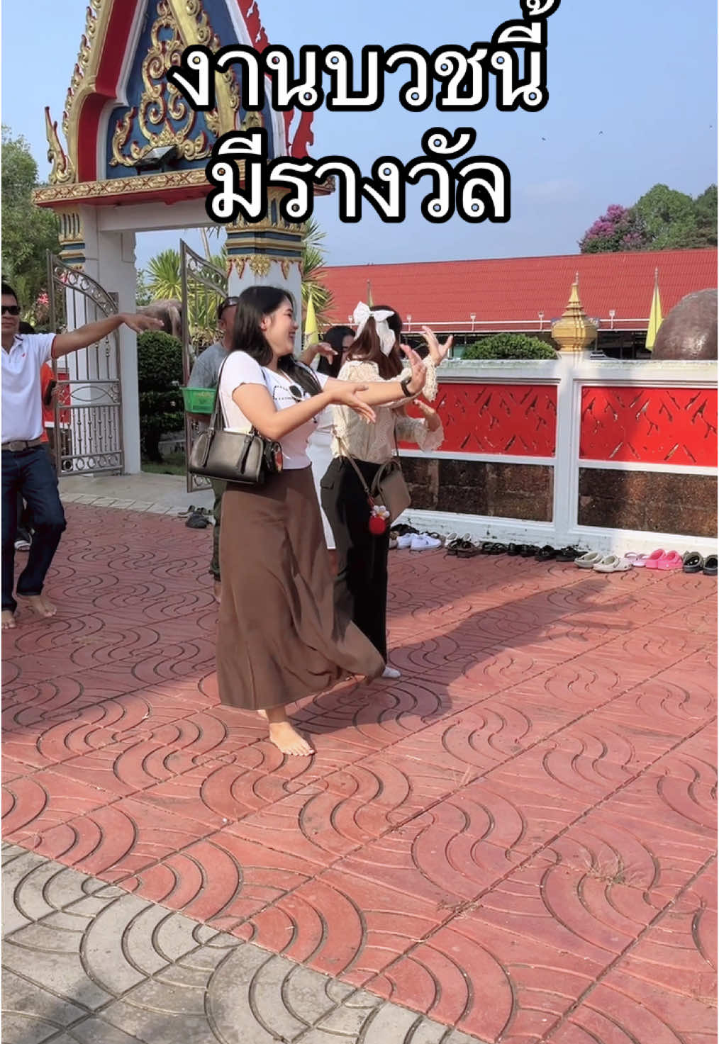🪷🙏🏻รำแทบตายไม่ได้อะไรเลย @Patty Preeya  #งานบวช #งานบุญ #แต่งตัวไปงานบวช #ชุดไปงานบวช 
