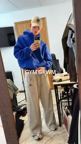 Sweats @aelfriceden_official hoodie @drmersclub #grwm #fitcheck #fyp #fypシ 