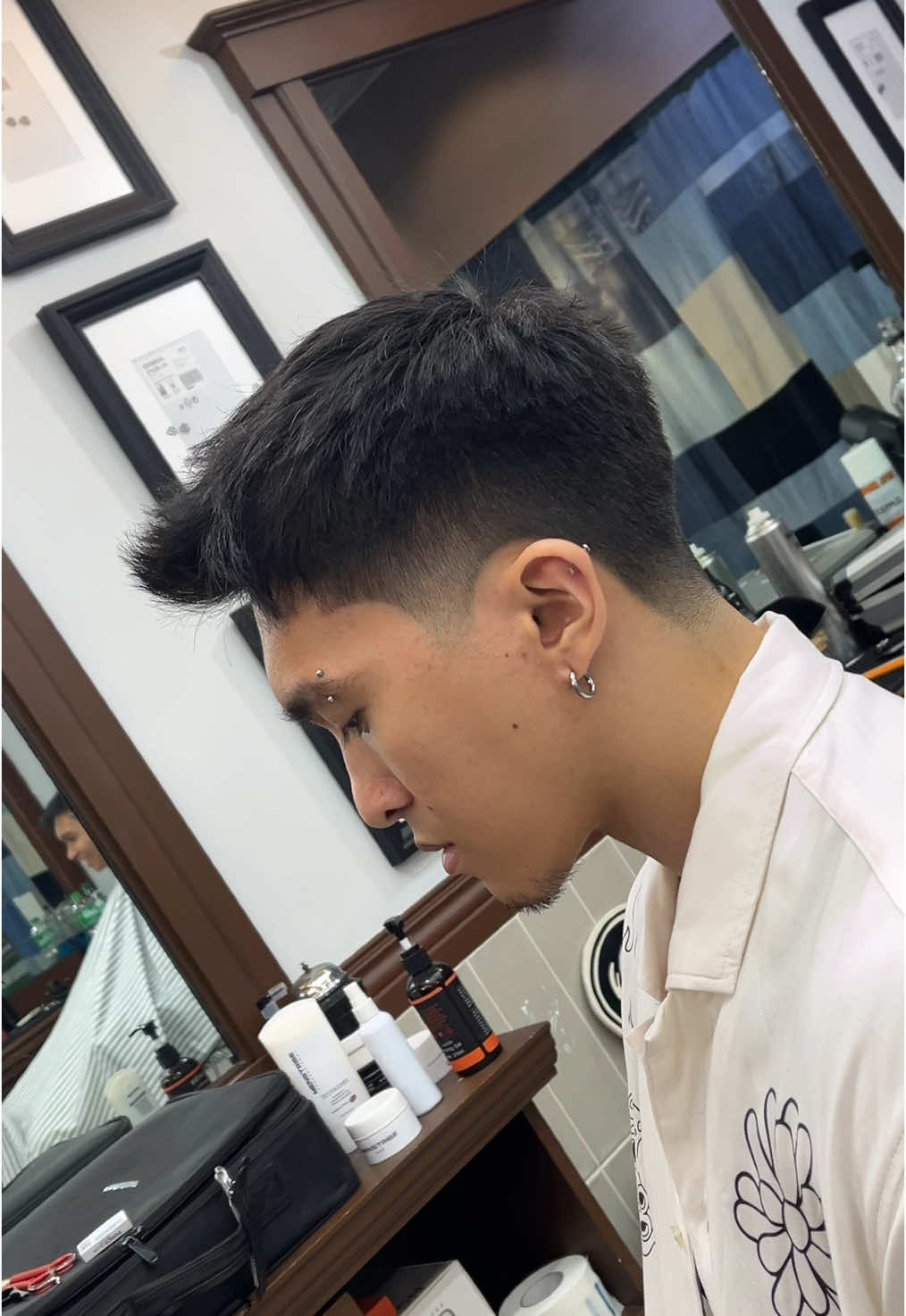 Try this new hairstyle🚨(Messy Quiff💇‍♂️ ) only here @pomadecartel #trasformation #haircut #pomadecartelbarbershop #groomedbyfred #fyppppppppppppppppppppppp #fredbarber #pomadecartel #videoviral #taperfade #quiff #quiffhairstyle #messyhair #newhairstyle 