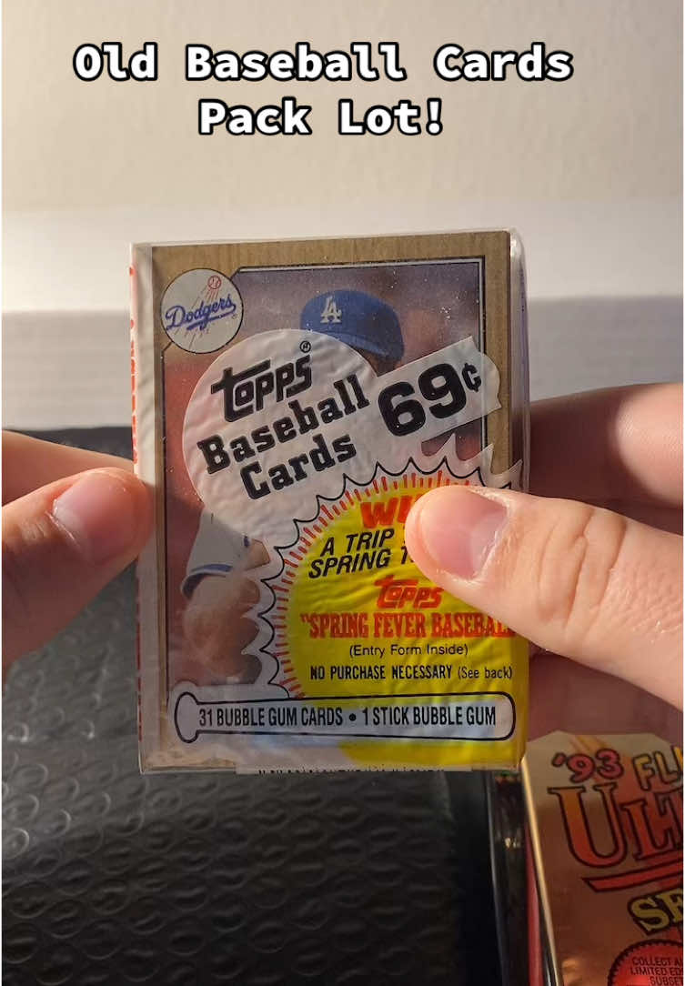Thank you for your order! Enjoy the packs! #sports #sportscards #baseball #baseballcards #gift #nostalgia 