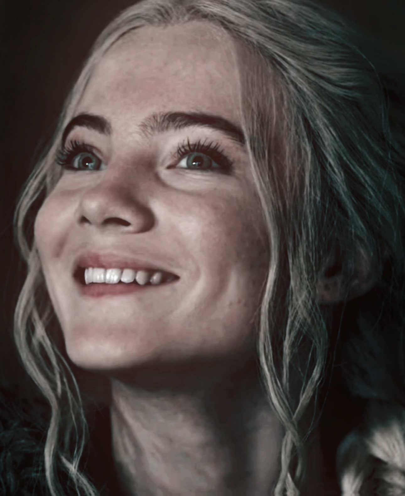 Elder blood, divine glow scp: @lexi ⚯͛ and elyse.logoless #thewitcher #cirillaofcintra #freyaallan #ciri #geraltofrivia #henrycavill #ciri #cahir #eamonfarren 