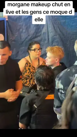 morgane makeup chute en live et ces agents ce moque #morganemakeupytb #morganemakeup #chute #clash #musique 