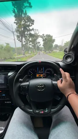 Bahan SWmu ges #toyotafortuner #1gd #cumidarat #fortunergrsport 