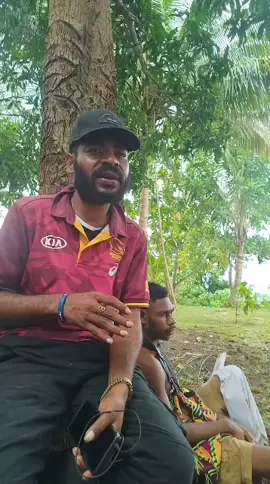 boy from madang  ino wanm² move easy tasol 🧨