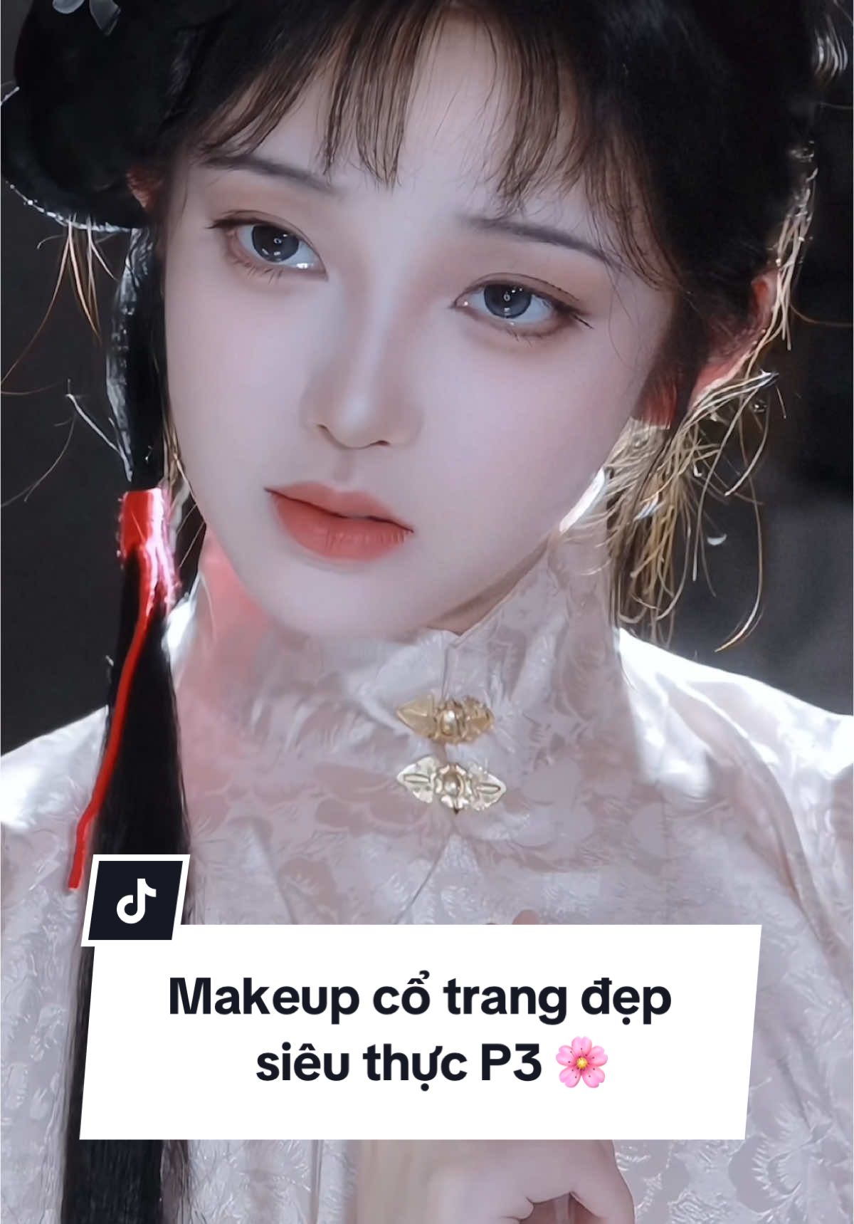 Ngàn vạn lần mê ánh mắt của cổ 🥹🥹 #makeup #makeupdouyin #makeupcotrang #makeupartist #xhs #makeupchallenge #makeuptransition #makeupbienhinh #makeupxinh #makeuptrending 