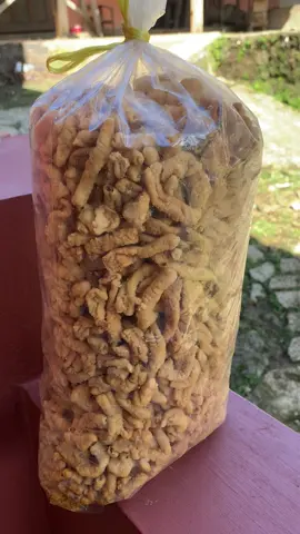 Enak kali emang #keripikusus #keripikususcrispy #keripikususayamrenyah #fyp #jenniferpatrickloopezz 