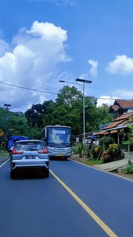 pesona jalur selatan emang gak ada obat sih😁 #mudik #arusbalik #jalurselatan #banjar #ciamis #tasikmalaya #garut #fyp 