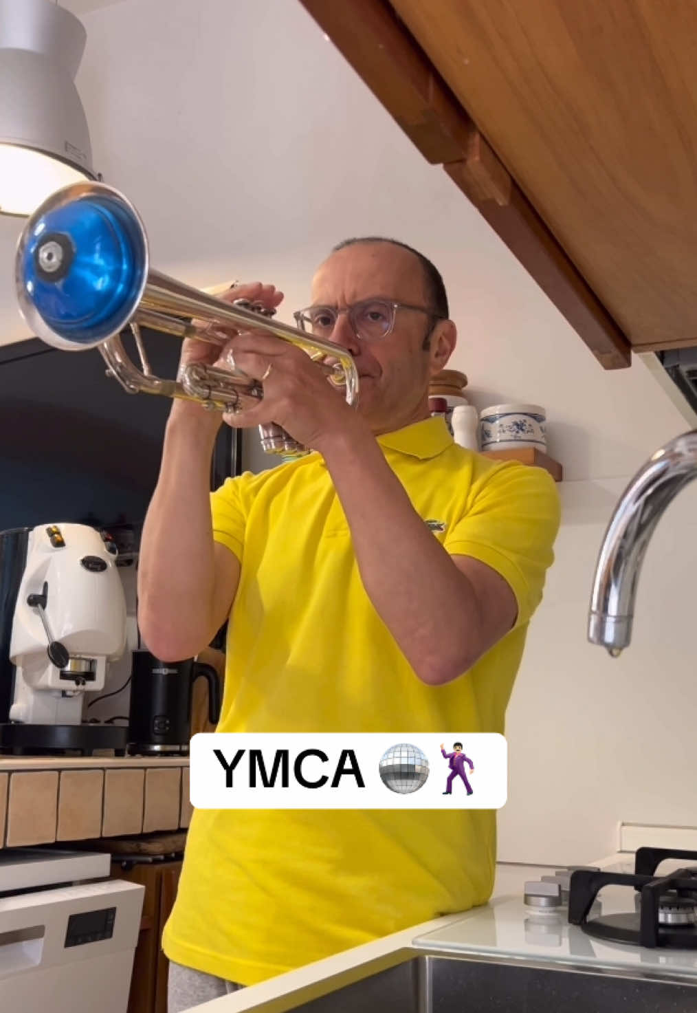 Oggi balliamo un po’ con… YMCA 🕺🏻🪩 #ymca #ymcachallenge #ballidigruppo #dancer #dance #challenge #cover #viral #videoviral #viral_video 