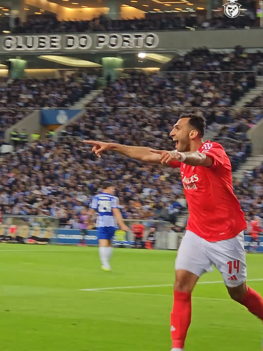 ⚽️⚽️⚽️ #pavlidis #hattrick #benfica 