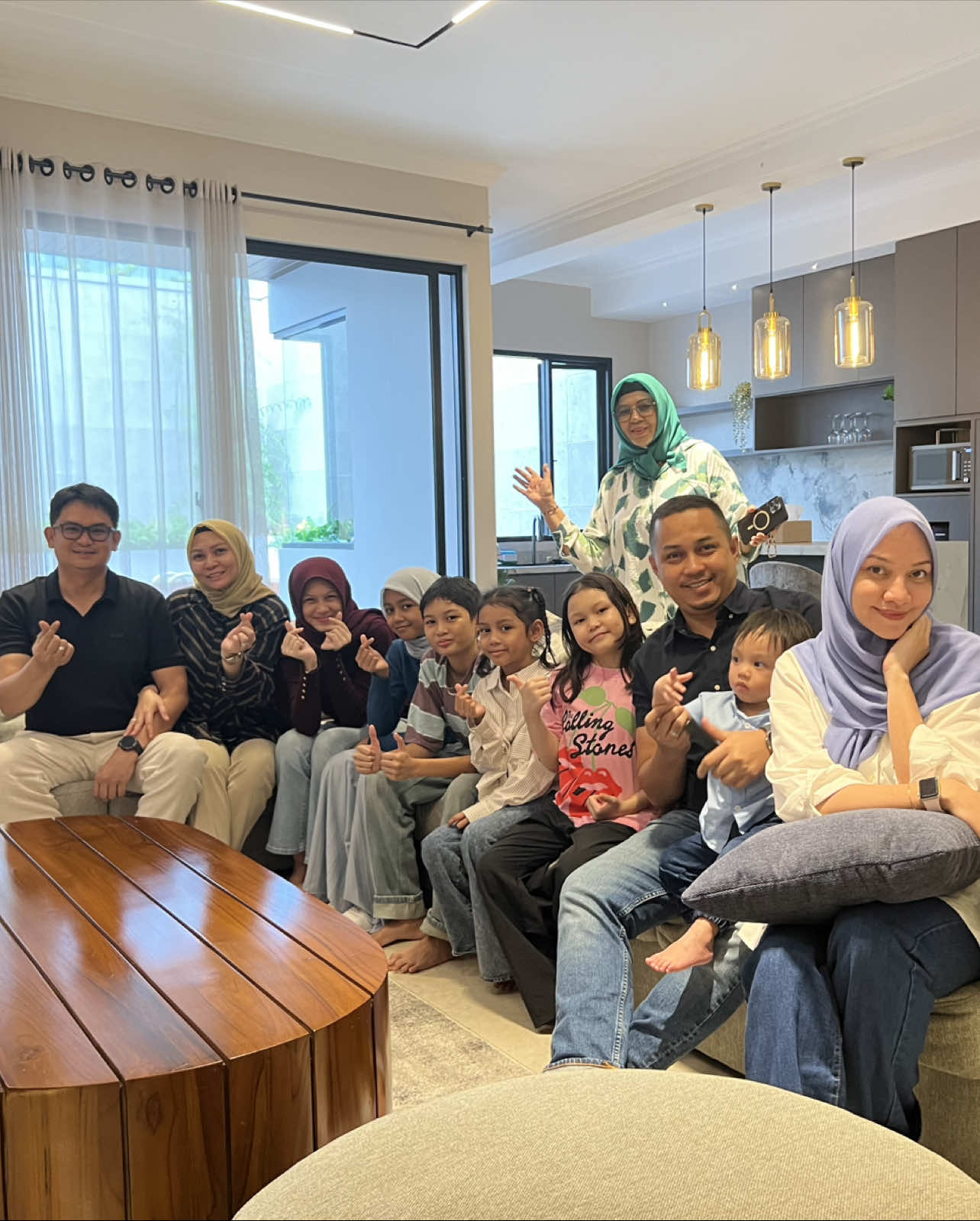 Fam-cation Day ! #villabandung #villaestetikbandung #villalembang 