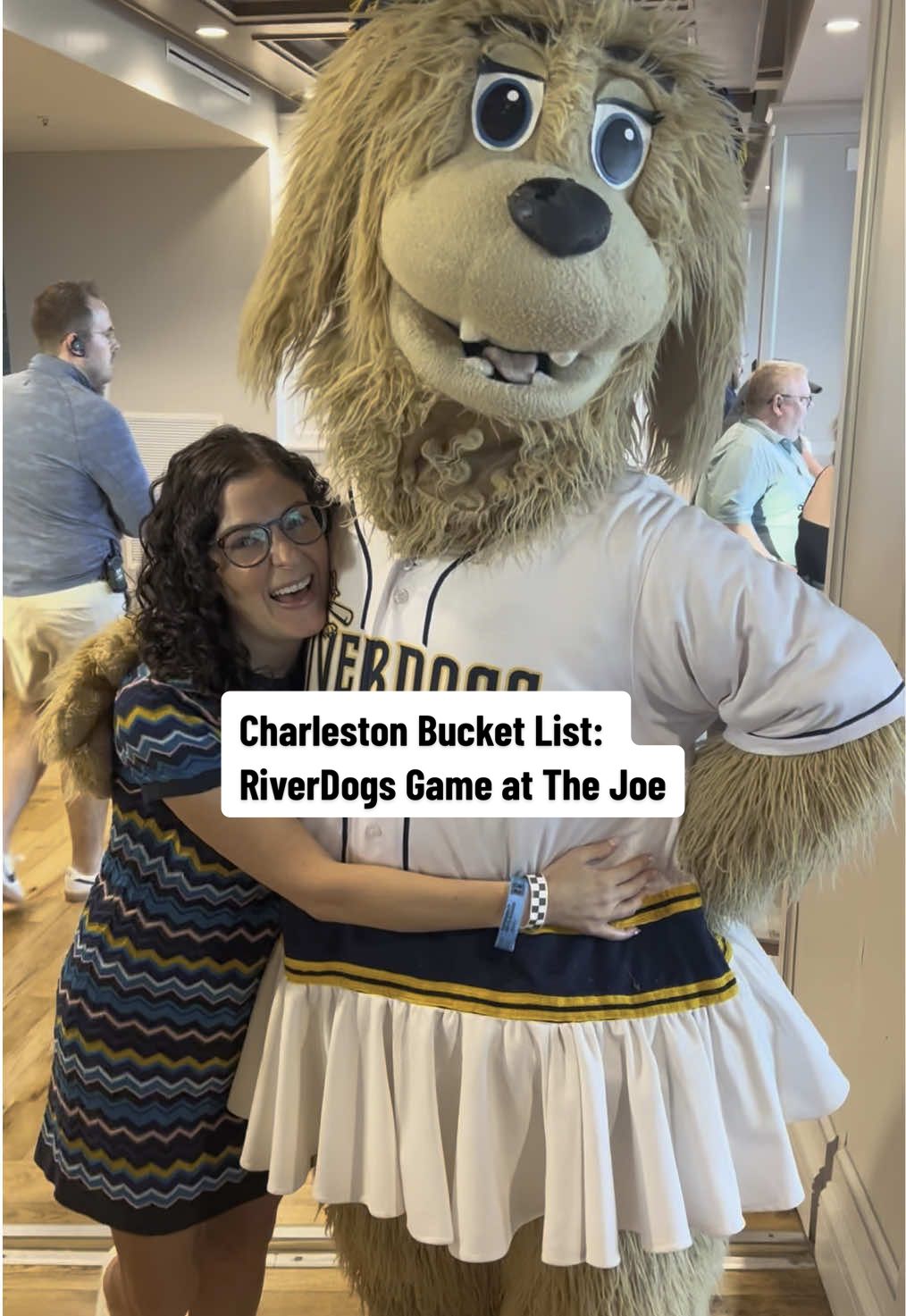 Opening Weekend 2025 at The Joe was everything I hoped for and more! From the views to the food—Charleston RiverDogs know how to put on a show. ⚾️✨ @Charleston RiverDogs  #baseballseason  #CharlestonSC #BaseballSeason #minorleaguebaseball #charlestoneats #thingstodoincharleston #charlestonsouthcarolina 