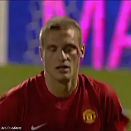 Nemanja Vidić aggressive defending 🦁🧱 