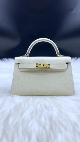 Thank you for trusting us. #bag #craftsbag #designerbag #luxury #handmadebag 