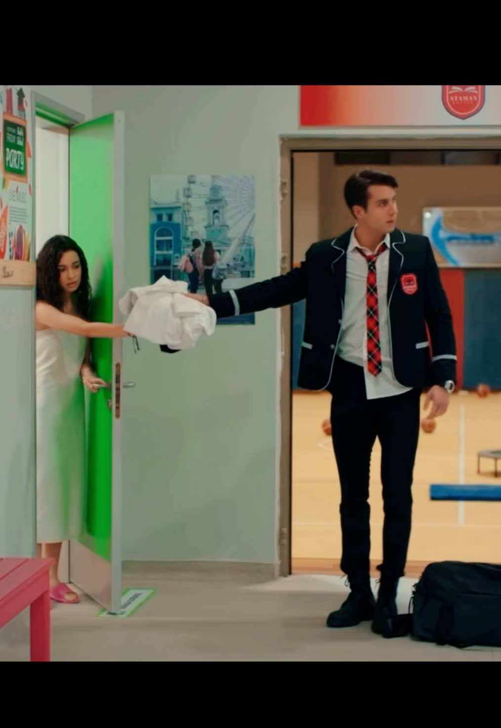 Bullied her whole family but could never hurt her. Doruk was Asiye’s protector. The purest loves, soulmates. Greatest love story. #asdor #fyp #foryou #pek #kardeşlerim #asiyeeren #beniöneçıkart #keşfetteyizzz #novelas #dizi #turkishseries #keşfet #حب #seriesturcas #dorukatakul #onurseyityaran #todopormifamilia #Hermanos #suburcuyazgıcoşkun #bully #kardeslerim #obsessed 