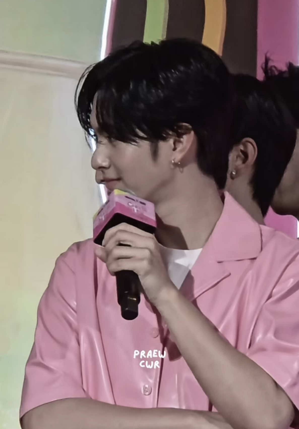 ทำดีดีนะพี่เดชพี่ 🥺😎  #BUSbecauseofyouishine #COPPERdechawat #PURIKUxBUS #PURIKUxBUS_CheerupEvent @COPPER BUS 