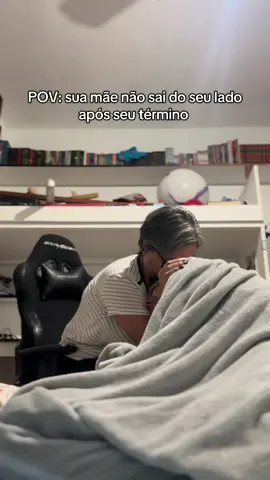 A póbi chorando junto 🥲💔 aqui tá difícil ainda meninas e aí? Ela disse que vai passar #termino #relacionamento #autoconhecimento #transformation 