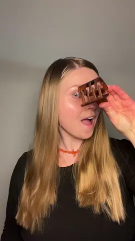 Have you tried it with the knot?🤔 #clawclip #hairstyle #hairhack #clawcliphack #knottedhair 