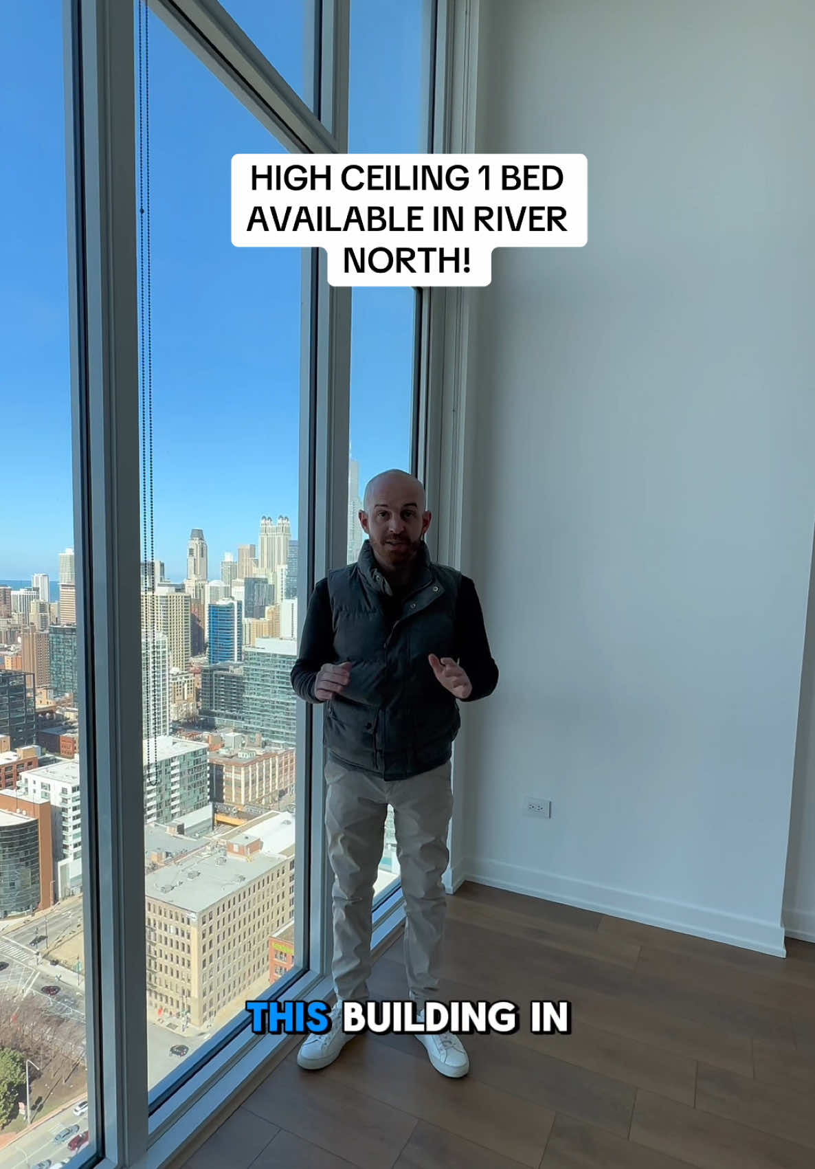 📍River North  Looking to move soon? Send me a DM or click the link in my bio to start your apartment hunt or for more information on this unit!  #rivernorth #rivernorthchicago #chicago #chicagoapartments #apartmentgoals #luxury #movingtochicago #apartmenttherapy #apartmentlocator 