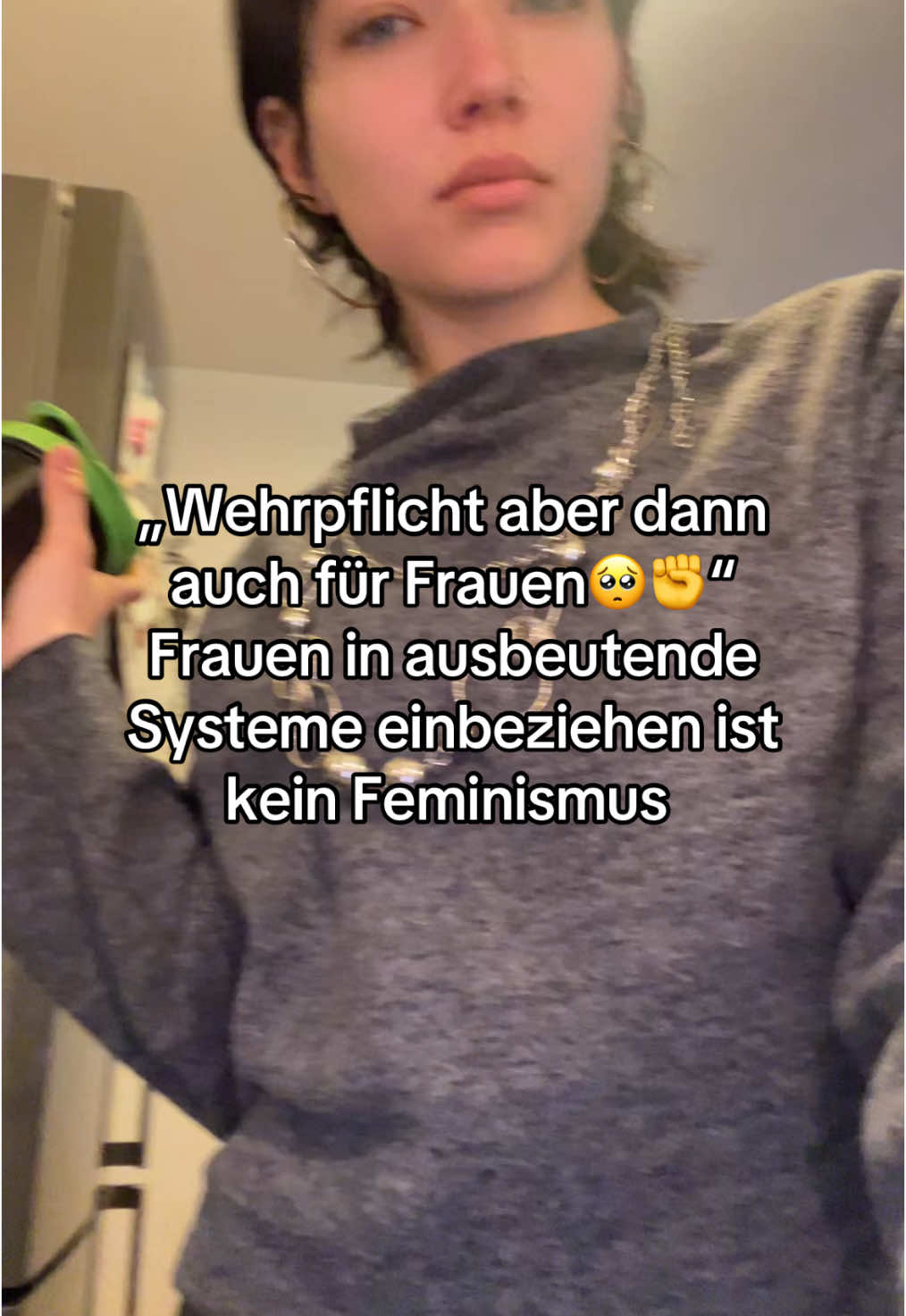 Halber Schritt nach vorne und dann wieder zwei zurück #wehrpflicht #feminismus #fyp #fürdich 