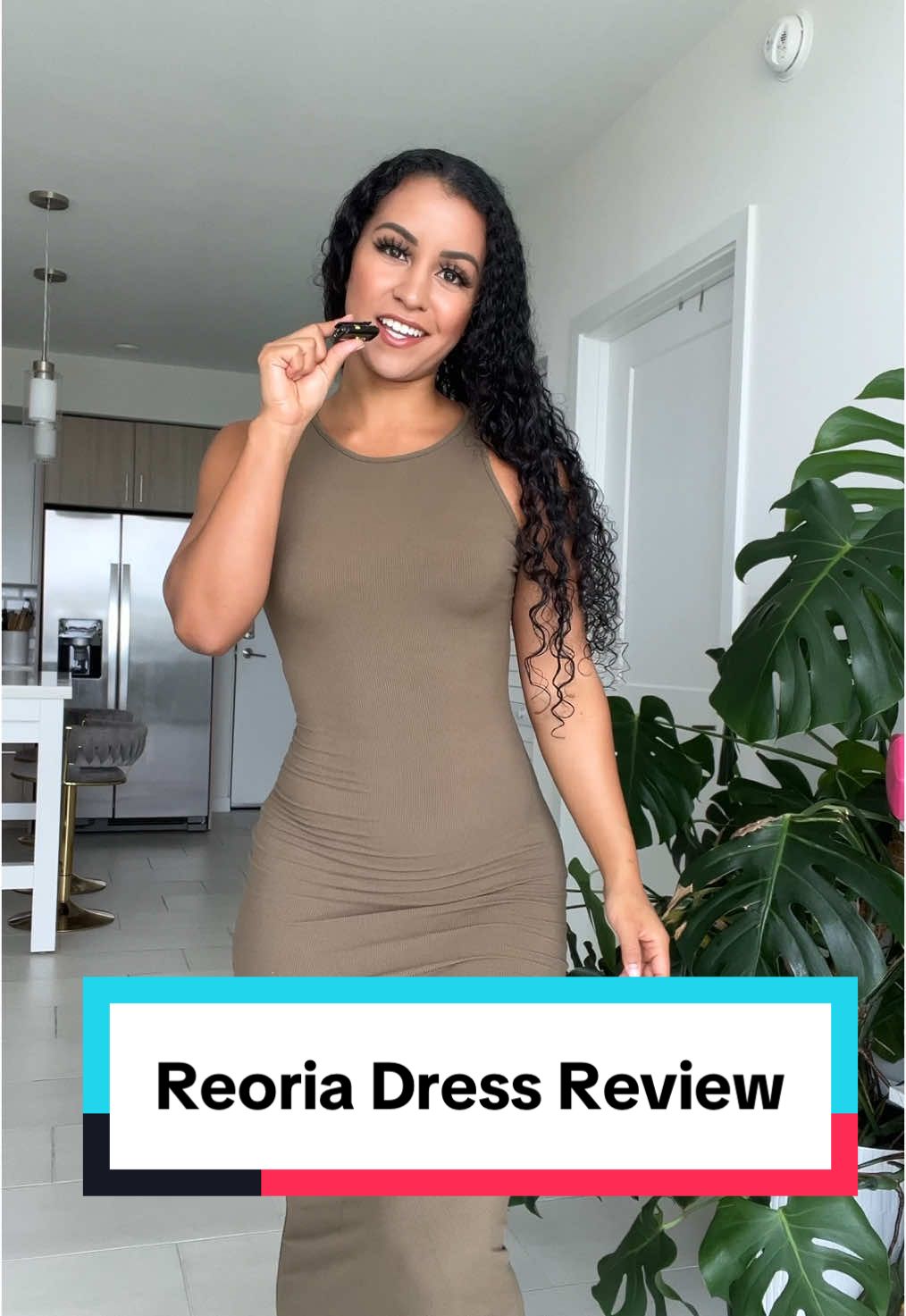 Reoria has done it again.. but what’s new???? Get yours on the #tiktokshop PS: I got a little oil stain from my body oil on my left booty cheek, the dress is otherwise perfect! 🤩 🤣 @REORIA #reoria 