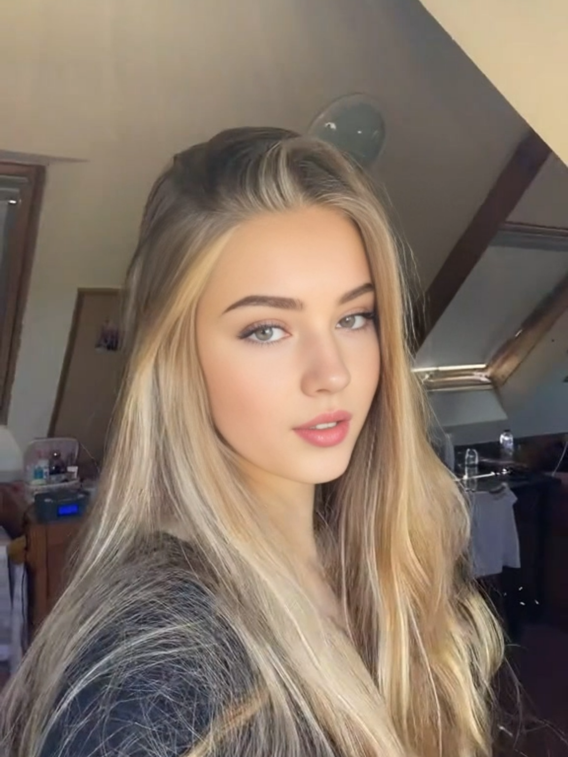 Happy start of the week:) #fyp #blonde #paratiiiiiiiiiiiiiiiiiiiiiiiiiiiiiii #fypシ゚ #girls #beauty #blueeyes #model #Lifestyle #song #hairstyle #makeup #blondehair #viralvideo🔥 #monday #mondaynightraw #penta