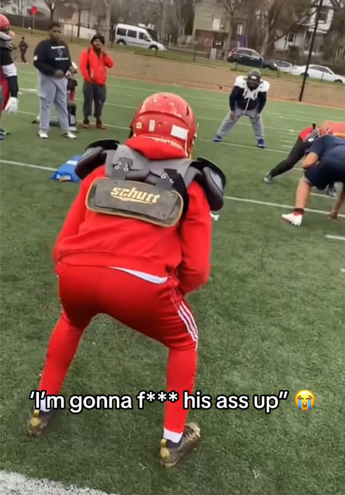 I kinda believed bro until the camera turned 😭 (via @Ocho🎱) #fail #bighit #oklahomadrill #football #ouch #funny 
