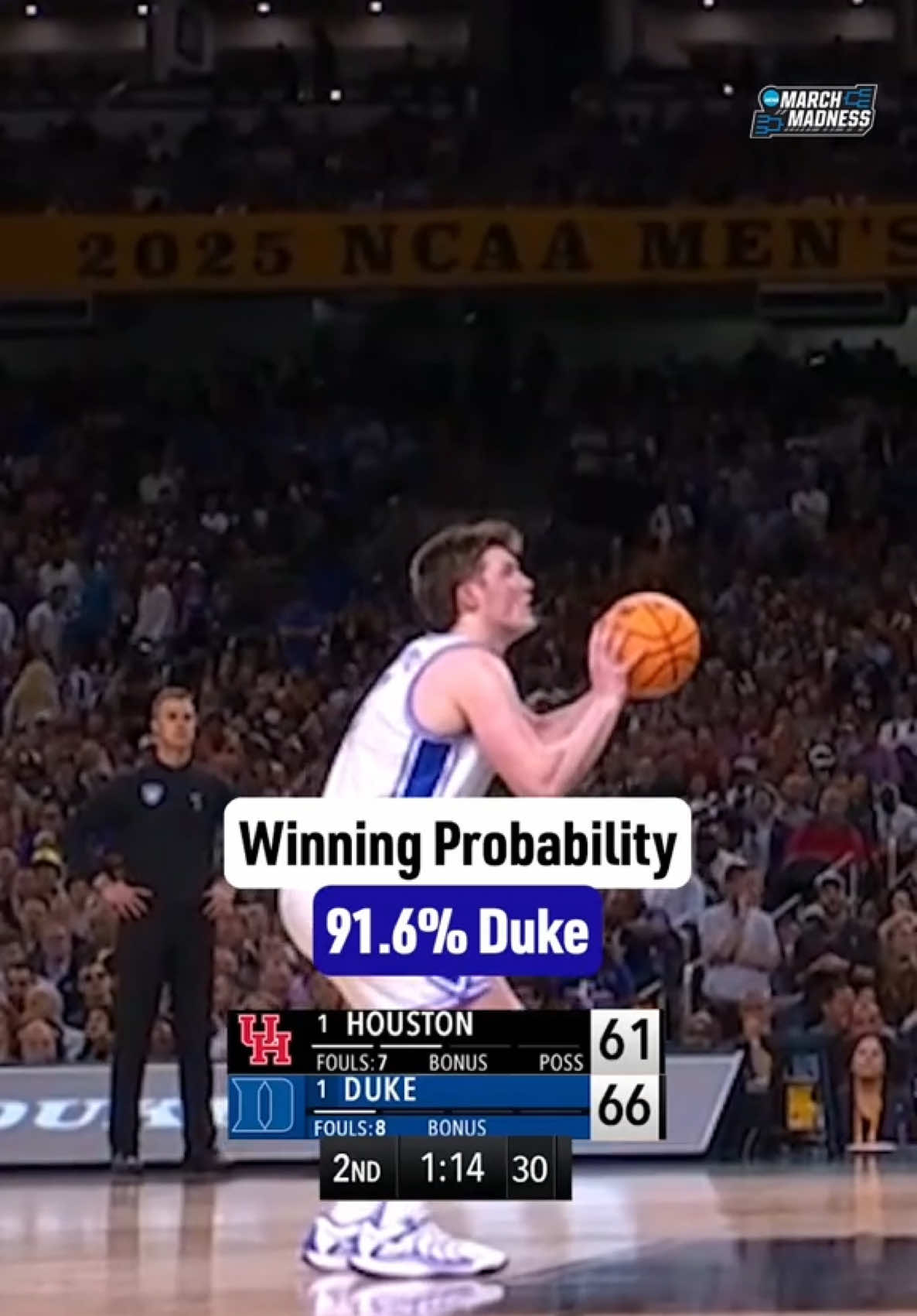 CRAZIEST ending in March Madness history?! 🤯 (via @March Madness) #MarchMadness #duke #collegebasketball 