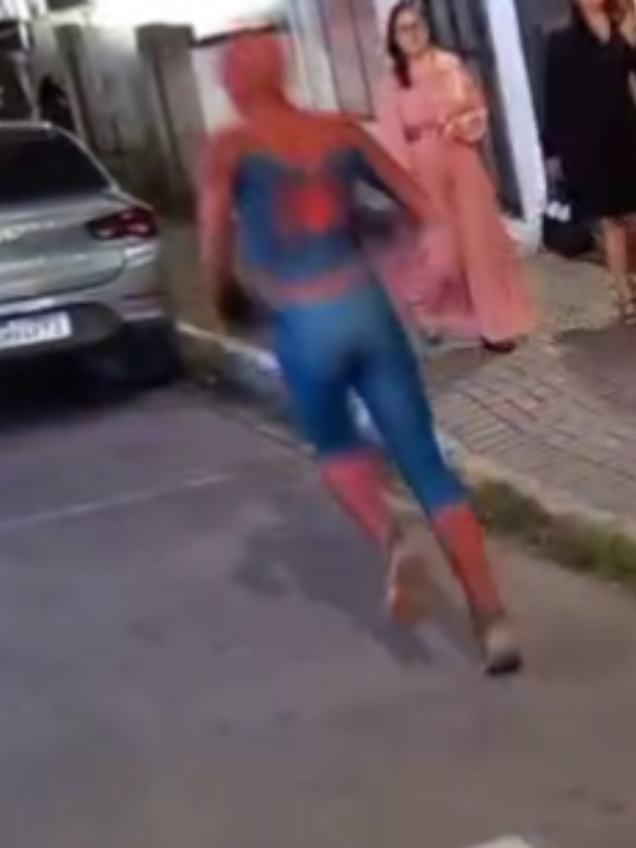 CARRETA DA ALEGRIA • @HomemAranhaMilGrauOficial #spiderman #homemaranha #carretadaalegria 