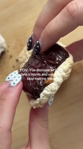 Our newest obsession: air fried s'mores stuffed dates ft. Honey Cinnamon Sweet Thins 🤤 #s'mores #airfryer #airfryerhack #airfryerrecipe #airfry #healthydesserts #daterecipes #datebark #cleaningredients 