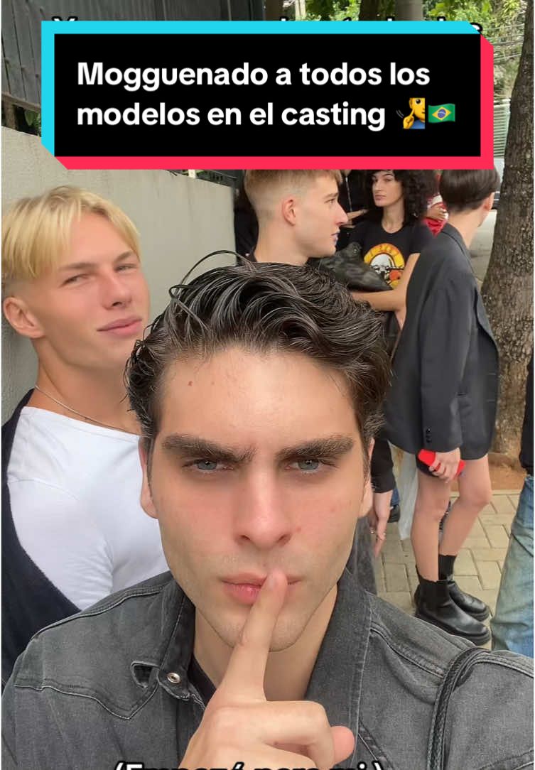 Yo moggueando a todos los modelos en el casting : empezó para mi #modelaje #model #modelo #lifemodel #mewing #mogged #chicolachowski #moggeo #lookmaxing 