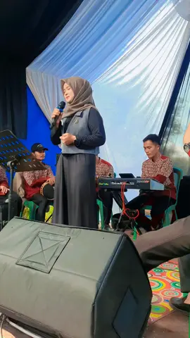 𝐌𝐀𝐒𝐈𝐇 𝐁𝐄𝐑𝐒𝐀𝐌𝐀 @hizrah_entertainment  #A2SOUNDSYSTEM #SALAMSATUHOBIHOREG  #CARIUBOGORTIMUR  #BUKANGAMBUZBIASA #SOUNDSYSTEMKAMPUNG