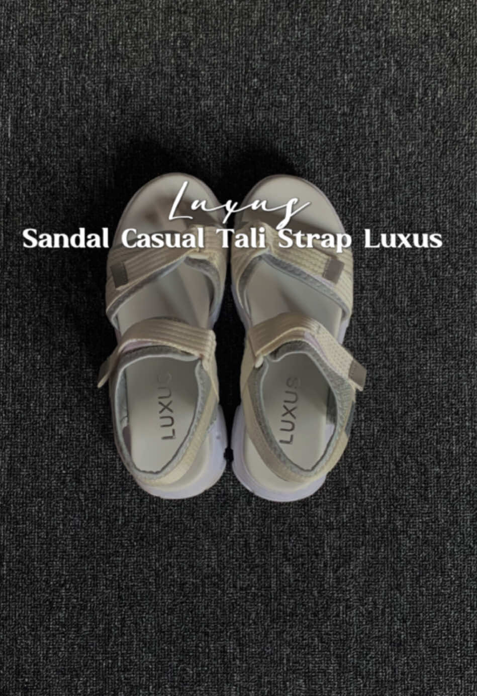 sandal casual dengan strap tali yg bisa diadjust super ringan dan nyaman ,sandalnya keren banget sih ini @LuxusCollection 🥰✨🫶🏻 #luxus #luxuscollection #sandalwanita #sandaltali #sandalcasual #sandalwanitakekinian #OOTD #ootdfashion 