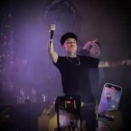 La noche que me vio pasar con la nmax 🏍️🧕🏿 @Gabriel Drago ♱  #gabrieldrago #drago #neutroyt #perú #escenaperuana #musicaperuana #concierto #fanpage #fyp 