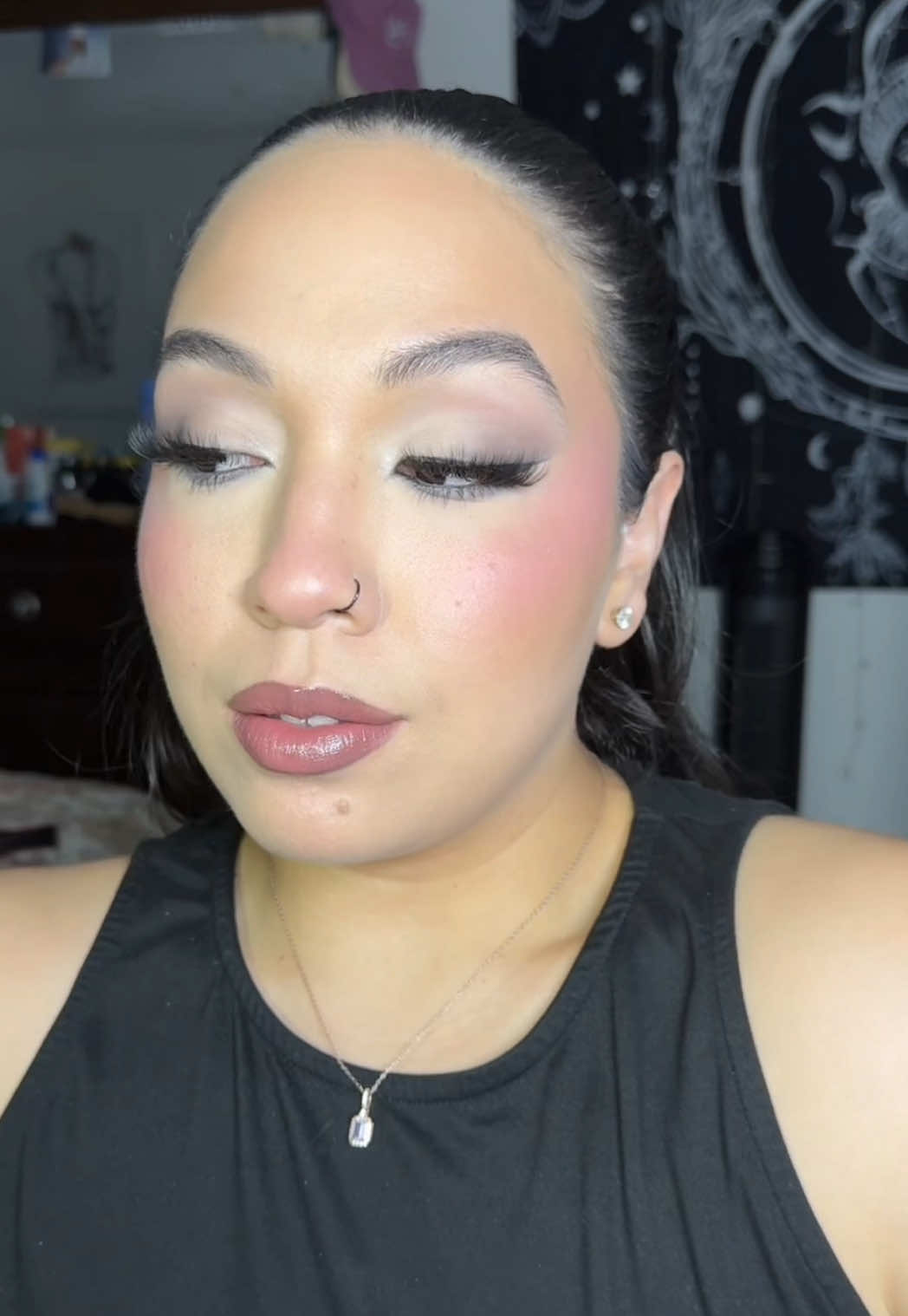 👄  #fyp 