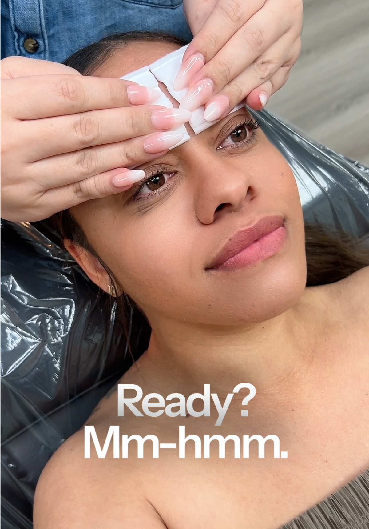 Brows are shaped following  your natursl features such as hair growth and bone structure. I am located in COVINA, CALIFORNIA (SoCal). You can schedule an appointment online at browsbysandiee.as.me ☺️  #ombrepowderbrows #browsbysandiee #covina #socal #losangeles #pmuartist #browreveal 