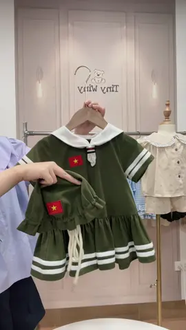 Lên đồ#tinywiny #embe #vayxinh 