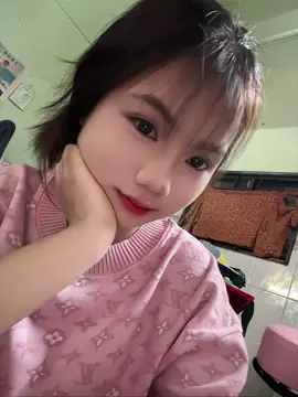 tội cho co gái đó 😂