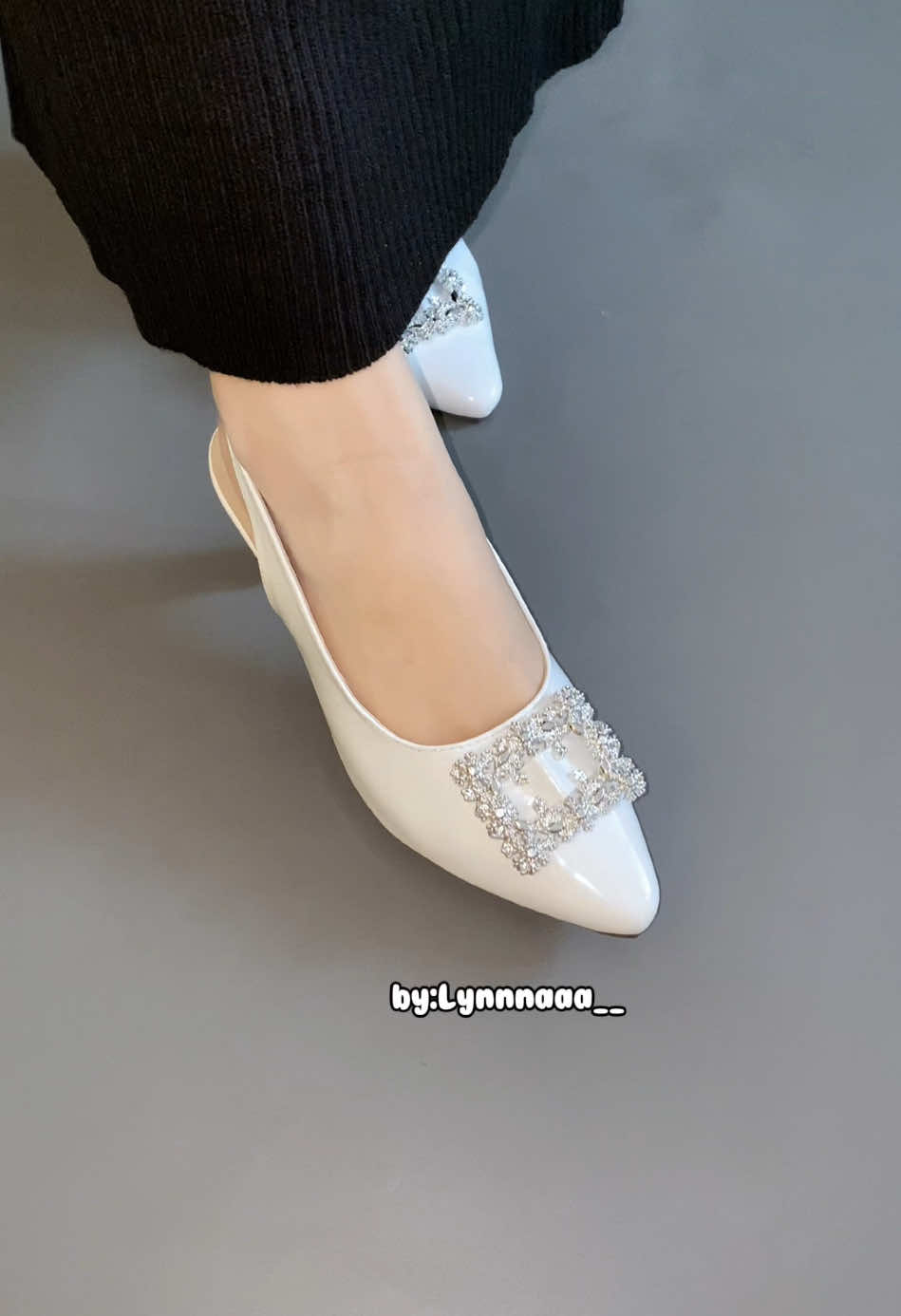 Rekomendasi Sepatu Heels Cantik Elegant ♥️ #sandalwanita #sepatu #heels #heelscantik #fashion #OOTD #heelselegant #viralvideotiktok #sandalkoreanstyle #sandalcantik 