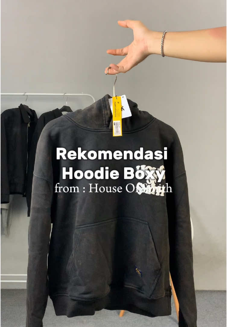 rekomendasi hoodie ganteng🙌 @HOUSE OF SMITH  #outfitideas #rekomendasibrandlokal #rekomendasioutfit #hoodieboxy #hoodie 