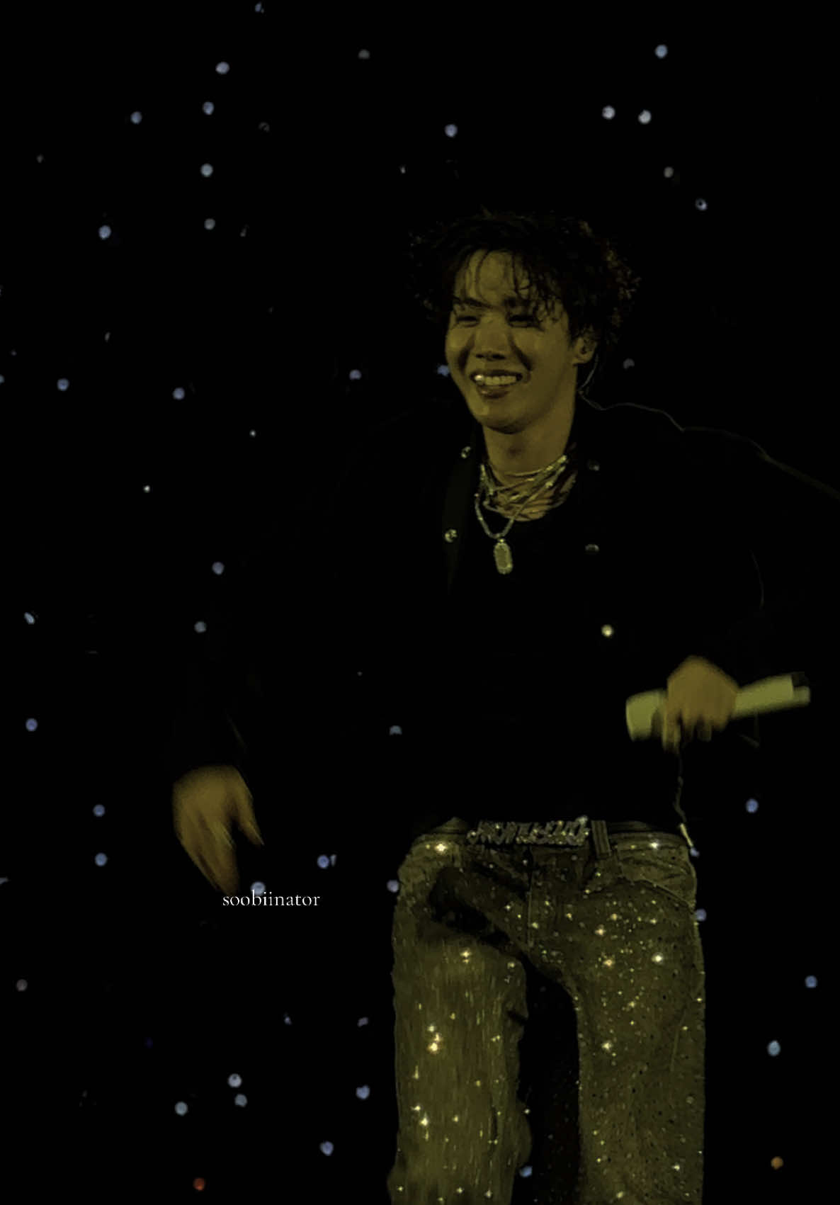 THIS VIDEO LIVES RENT FREE IN MY MIND #jhope #hobi #hope_on_the_stage_tour 