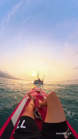 Vua chúa cũng đến thế là cùng ! #manthaibeach #danang #dulichdanang #cheosup #cheosupdanang #xuhuong #rewiewdulich #chill 