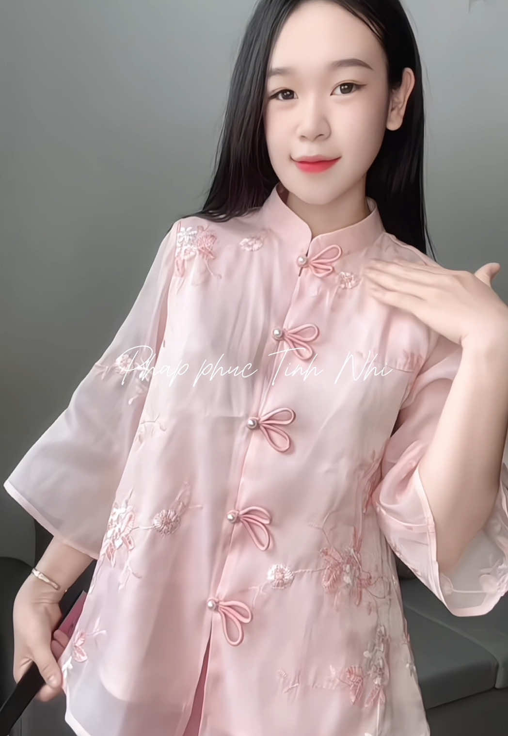 Trẻ trung tôn dáng- Đồ lam phối cúc tai thỏ siêu xinh #dolam #phapphuc #phapphuctinhnhi 