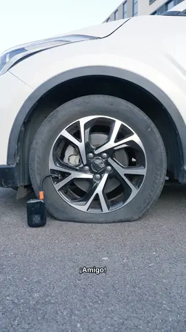 🚗 Mantén tus neumáticos siempre listos con nuestro Compresor de Aire Portátil para Coche. ¡Inalámbrico, práctico y con luz incorporada! Ideal para tu auto o moto. #AireSiempreListo #TEMUInflaYViaja