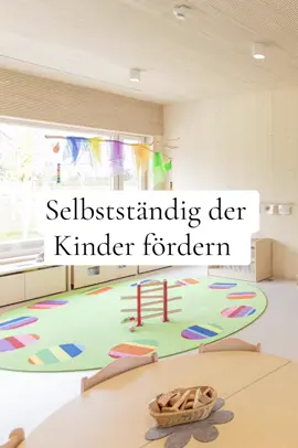 Selbstständigkeit entsteht nicht über Nacht – sondern durch tägliche Chancen im Alltag. Wenn Kinder selbst mithelfen dürfen, Entscheidungen treffen und Erfahrungen machen, stärken wir nicht nur ihre Kompetenzen, sondern auch ihr Selbstvertrauen. In der Kita bedeutet das: nicht perfekt, sondern mitmachen lassen. Eltern und Fachkräfte können durch kleine Veränderungen Großes bewirken. #FrühkindlicheBildung #selbstständigkeit #kitaalltag #elterntipps #fyp #kinderstarkmachen #CapCut 