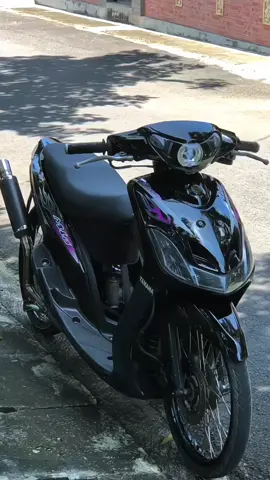 terpantau kecot tapi melorot 😋😜🥳🤑 #miosmilemodifikasi #miosporty #komonitasmioindonesia🇮🇩 #miosamlong #mioring17 #5tlgank🚀 #miosmile🤙 