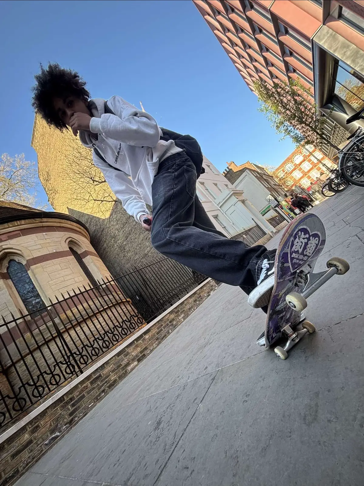 #fyp #trending #viral #fypp #tiktok #famous #2000s #london #alt #grunge #moots? #skater #slideshow #y2k @J@ZZ¥ @︎︎︎︎ 
