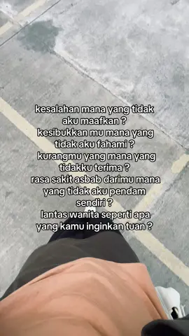 bukak mata tuan , jangan butakan mata kerna kaca sehingga kau lupa kau punya permata . #galaubrutal #quotes 